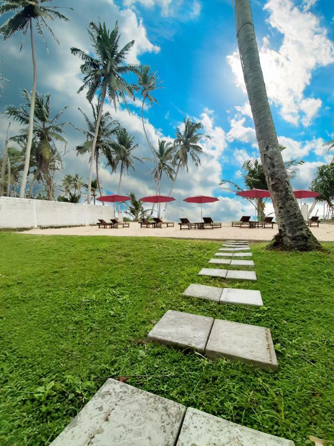 Akurala Beach Boutique Resort Екстер'єр фото