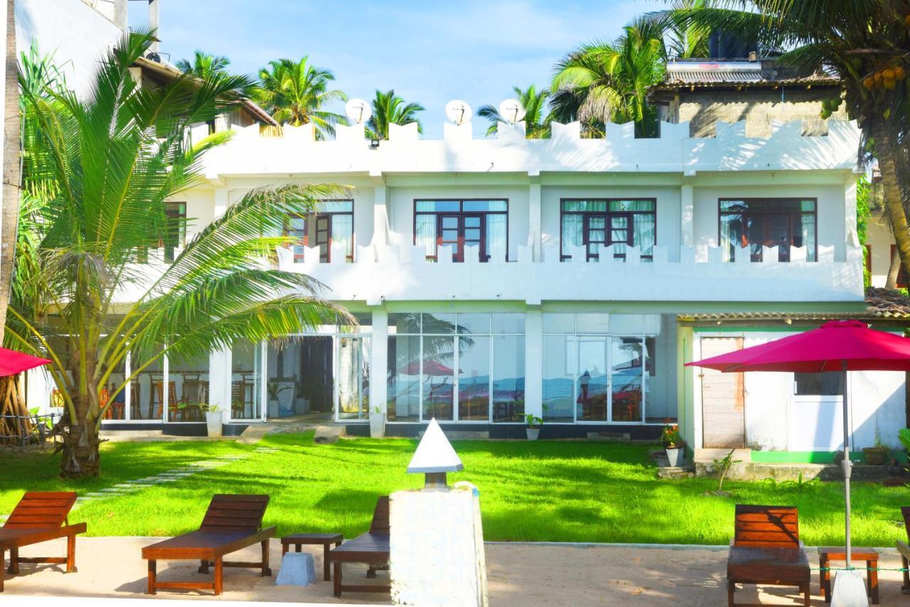 Akurala Beach Boutique Resort Екстер'єр фото
