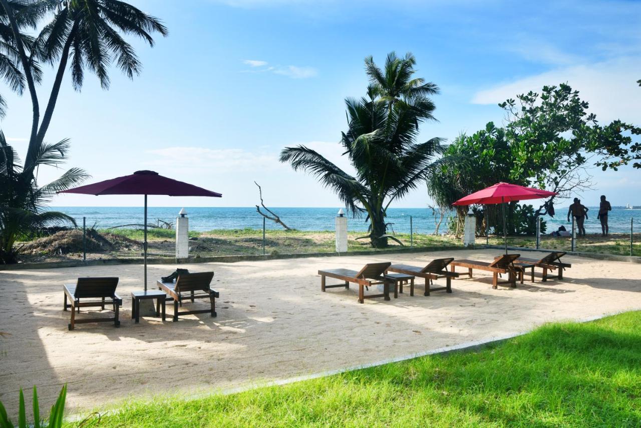 Akurala Beach Boutique Resort Екстер'єр фото