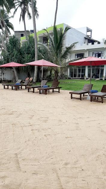 Akurala Beach Boutique Resort Екстер'єр фото