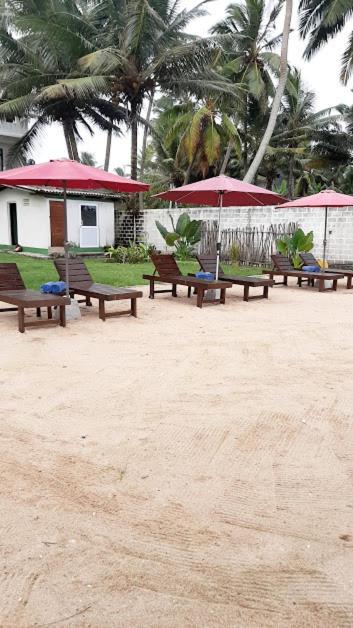 Akurala Beach Boutique Resort Екстер'єр фото