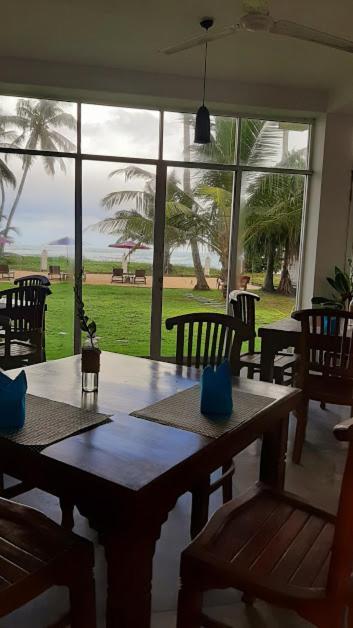 Akurala Beach Boutique Resort Екстер'єр фото